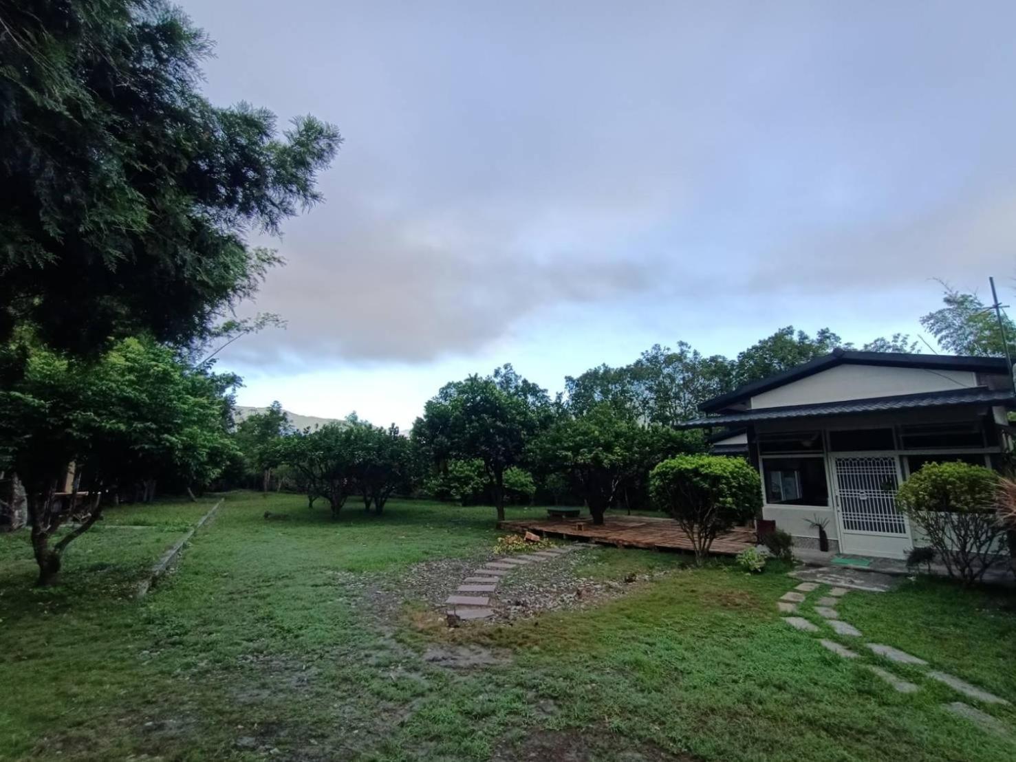 十畝田山莊會館 Hotel Chishang Luaran gambar